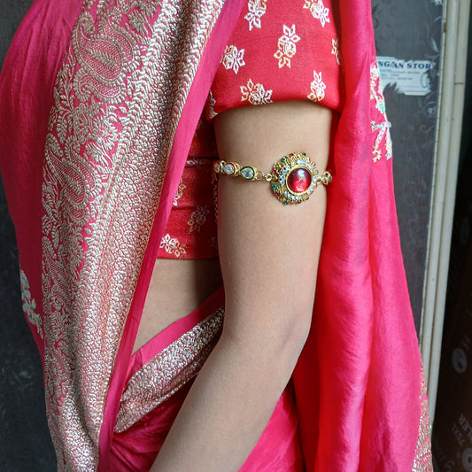 Kunden Stud Golden Brass Baju Band Pack Of-1 (sku-bans29697)