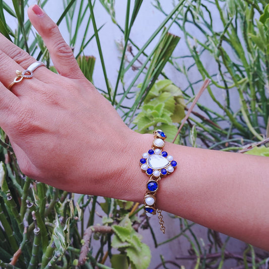 Golden Stone Stud Brass Bracelet Pack Of-1 (sku-bans29712)