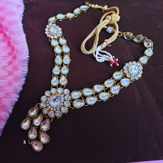 Golden Kunden Stud Brass Necklace Pack Of-1 (sku-necs6428)