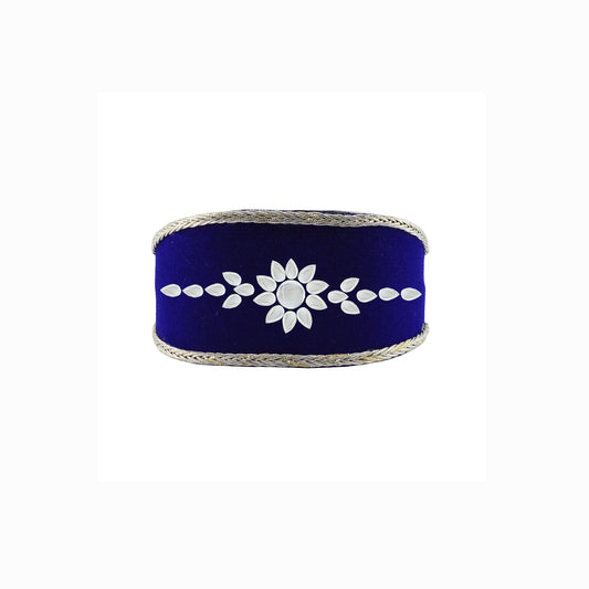 Blue color kundun stud Acrylic Bracelet (Pack Of 1) (sku-ban5097)