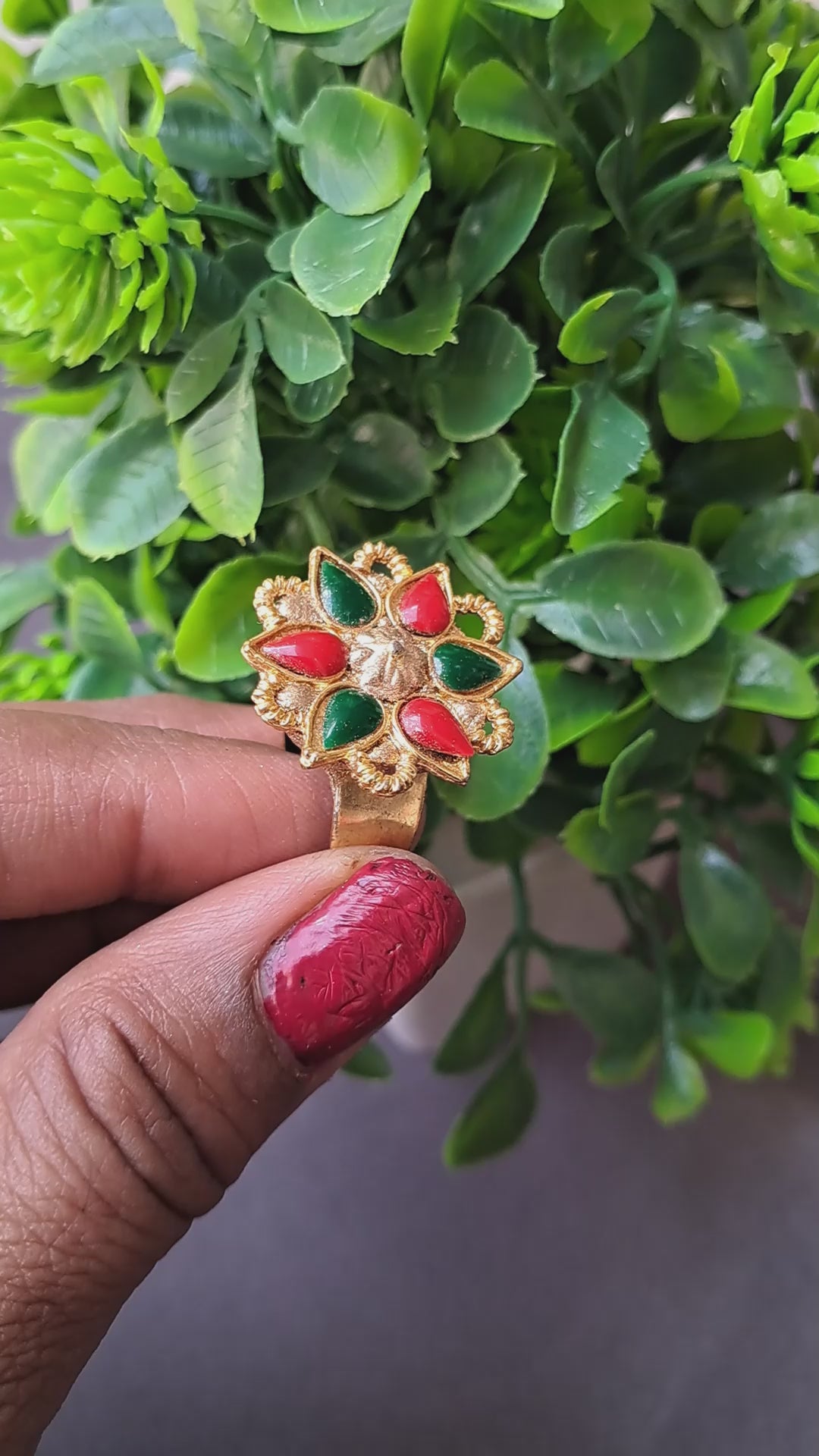 Golden Kunden Stud  Brass Ring Pack Of-1 (sku-rins246)