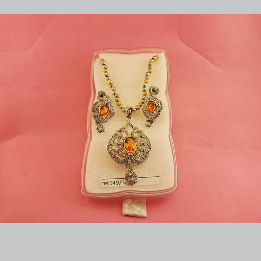 Stone Stud Necklace sku-ret149