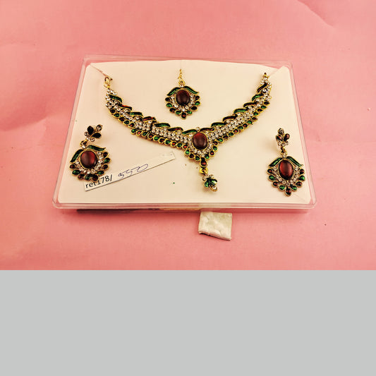 Stone Stud Necklace sku-ret178