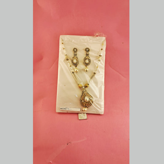 Brass Pendants set size Free ret235