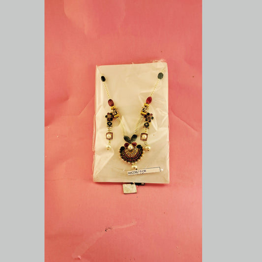 Brass Pendants set size Free ret236